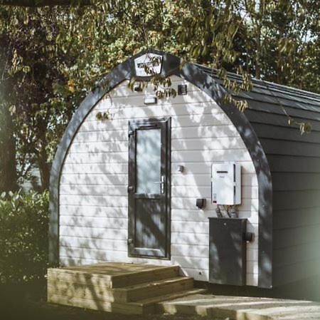 Carlton Manor Pods Lägenhet Aldbrough Exteriör bild