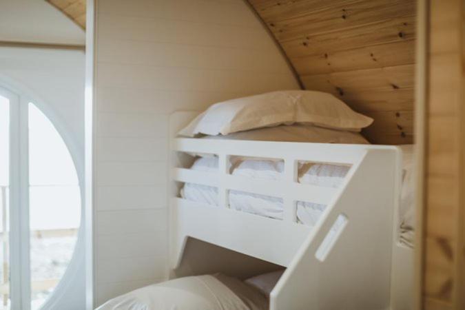 Carlton Manor Pods Lägenhet Aldbrough Exteriör bild