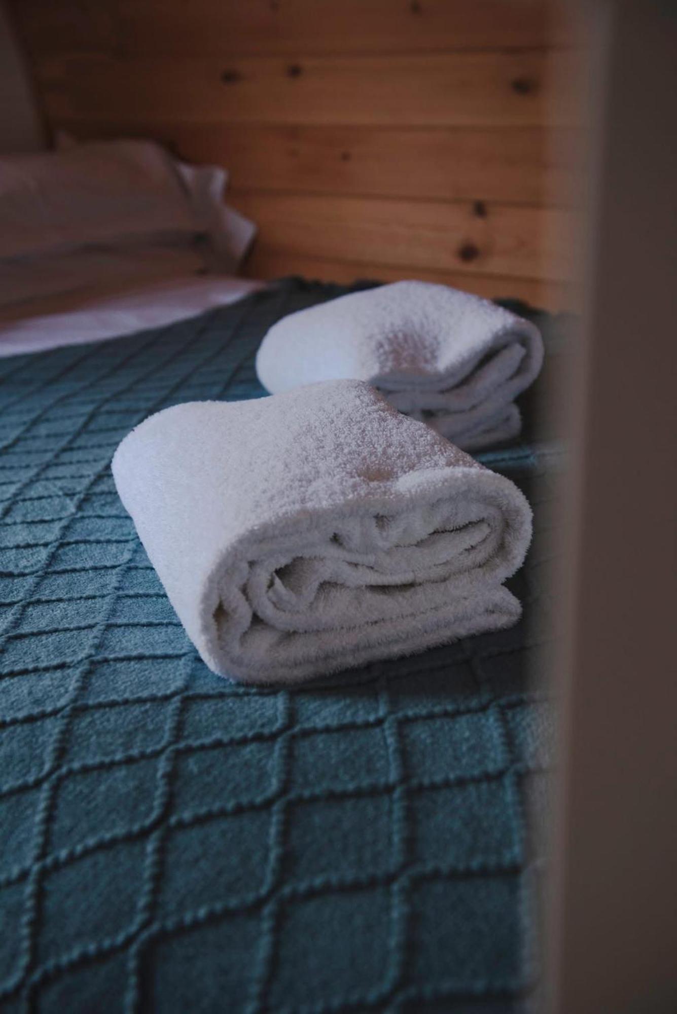 Carlton Manor Pods Lägenhet Aldbrough Exteriör bild